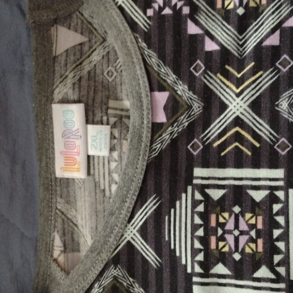 Lularoe Randy - Picture 2 of 2